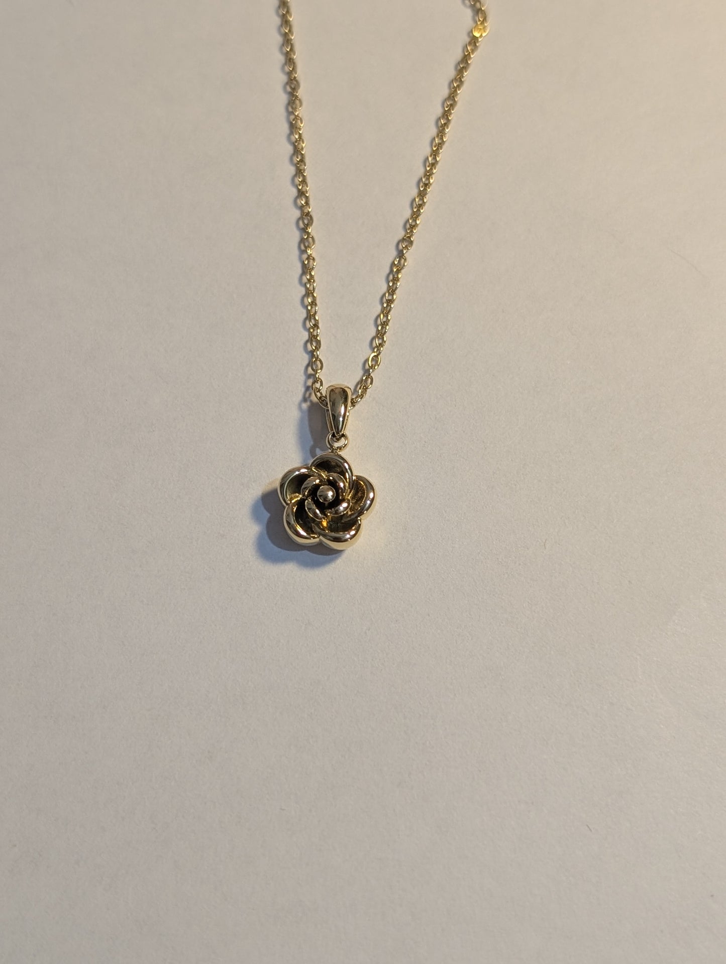 Rose 🌹 flower necklace for her 💕