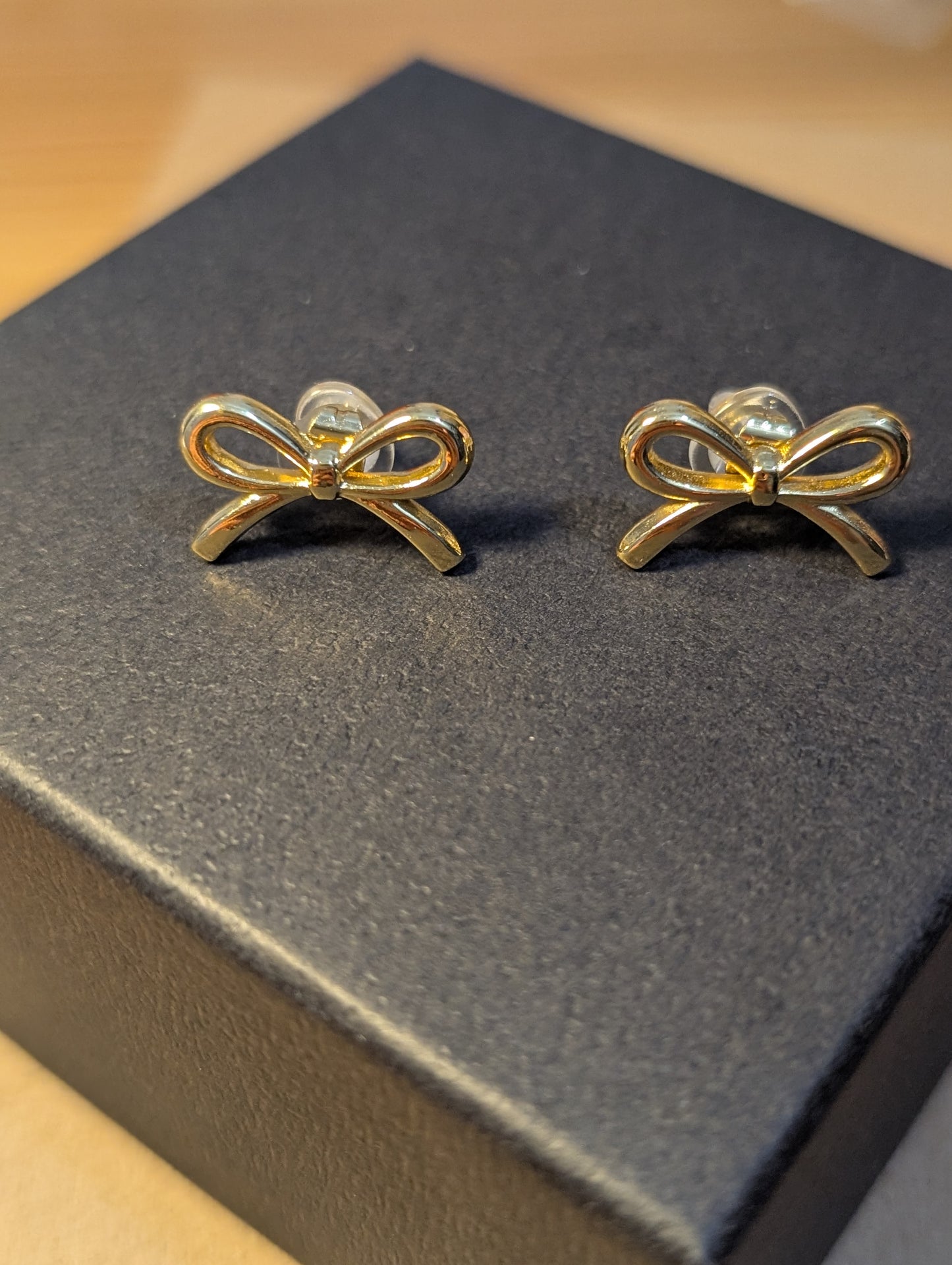 Bowtie 🎀 Stainless steel plated with 18k Gold Earrings ✨